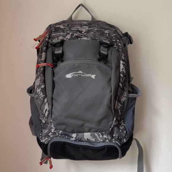 Orvis Digital Camo Backpack with Red Accents - Picture 1 of 6